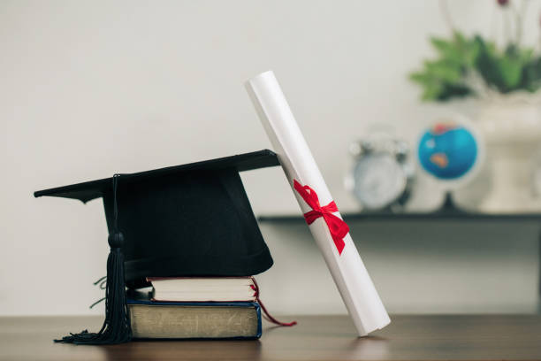 Scholarships for Masters Degrees: How to Find and Apply in 2024